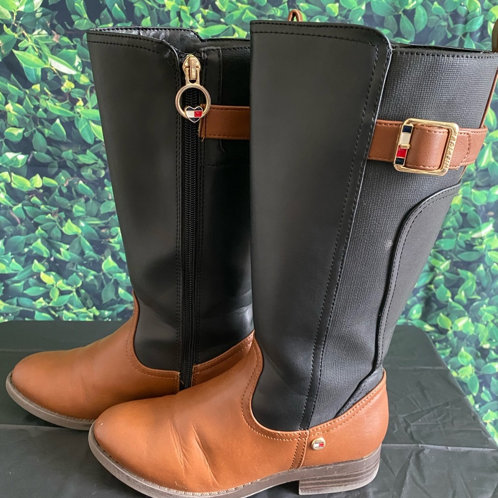 Tommy Hilfiger boots